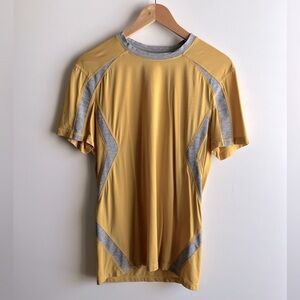Lululemon Mens Short Sleeve Crewneck Tee Shirt Yellow/Gray M